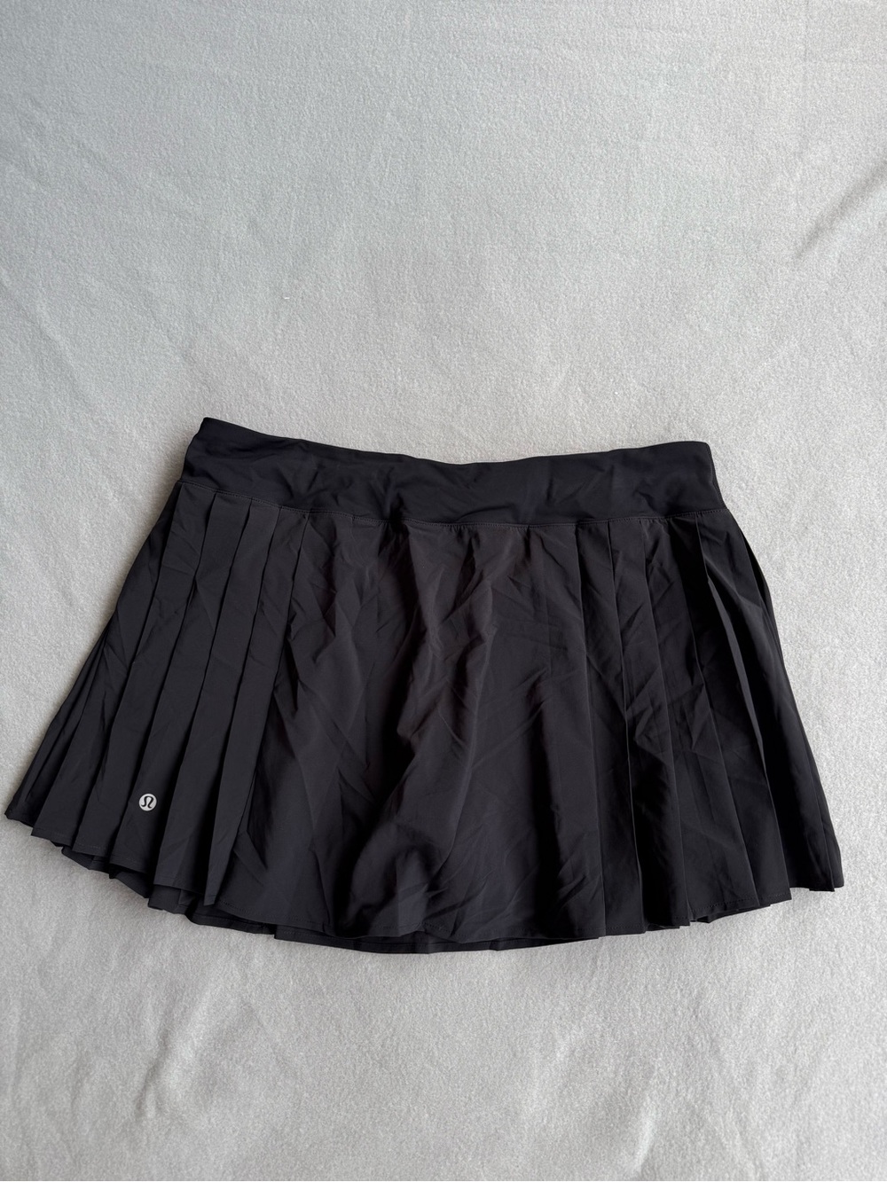 Lululemon Side-Pleat High-Rise Mini Tennis Skirt Sz 14 Black Skort Pickleball